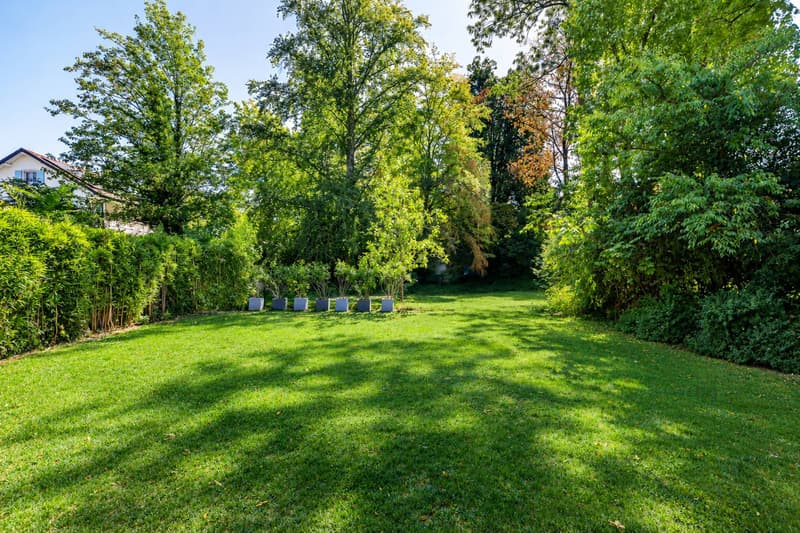 Villa contemporaine au cur de Cologny (9)