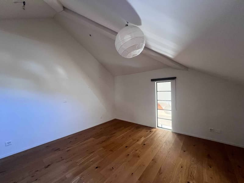 À louer - bel appartement de 3.5 pièces en duplex aux combles (5)