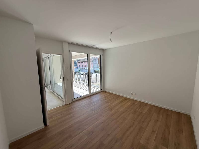 À louer - Magnifique 2.5 pièces neuf avec terrasse (6)