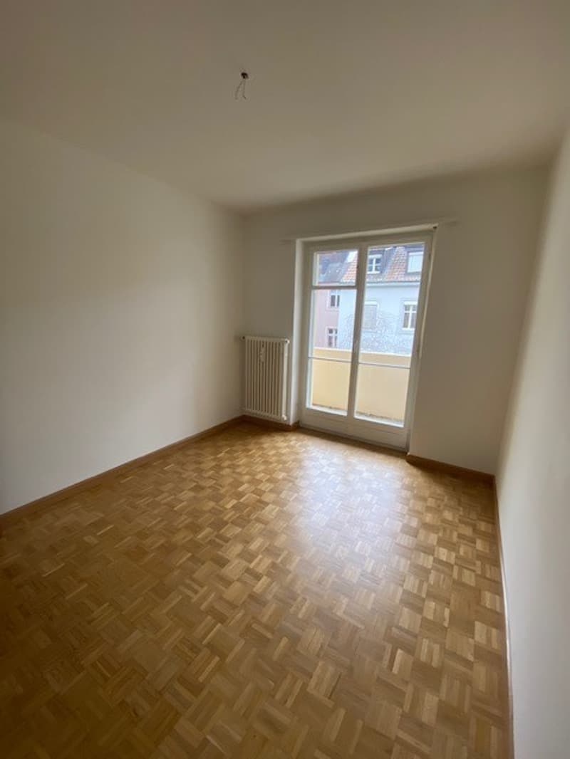 Zimmer_2_-_mit_Balkon.jpg