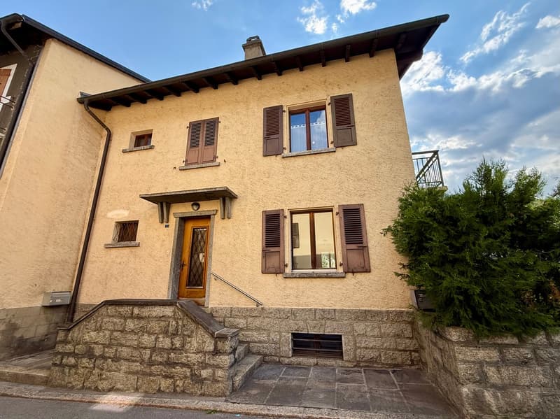 Magnifique maison villageoise avec grand jardin au cœur d'Orsières (11)