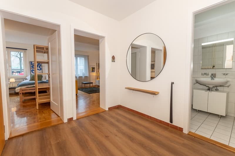 Central 3.5 -room flat with dishwasher, washing machine, tumbler and balcony for short term stays (8)