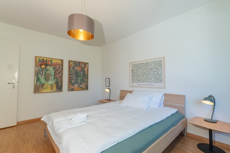 Voll möblierte & grosszügige 4-Zimmer-Maisonette-Wohnung mit Wintergarten und Parkplatz in Allschwil (2)
