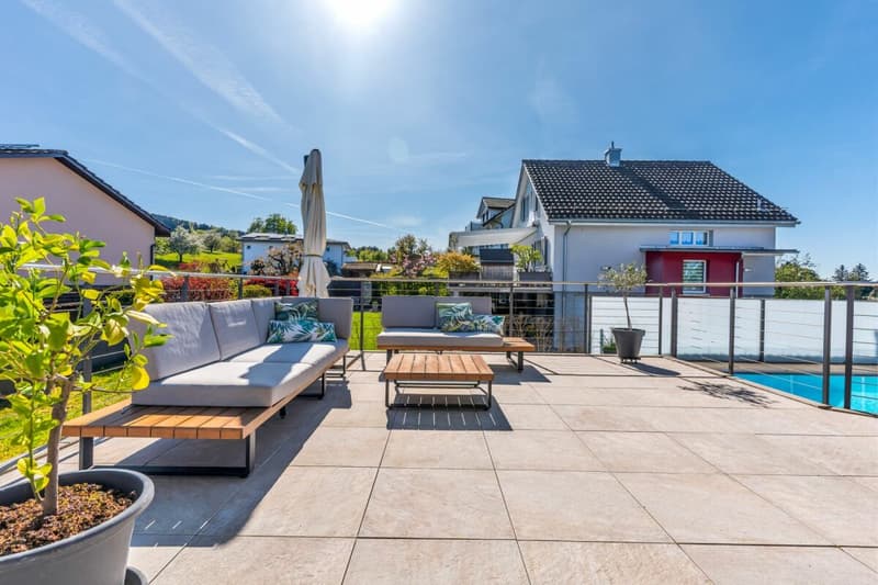 Viel Platz zum Leben: 8.5-Zimmer-Einfamilienhaus in Bernhardzell (3)