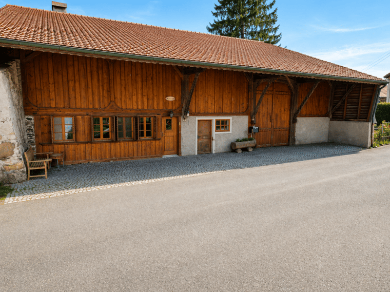 En exclusivité : Ferme de caractère avec rural, en pleine campagne (2)