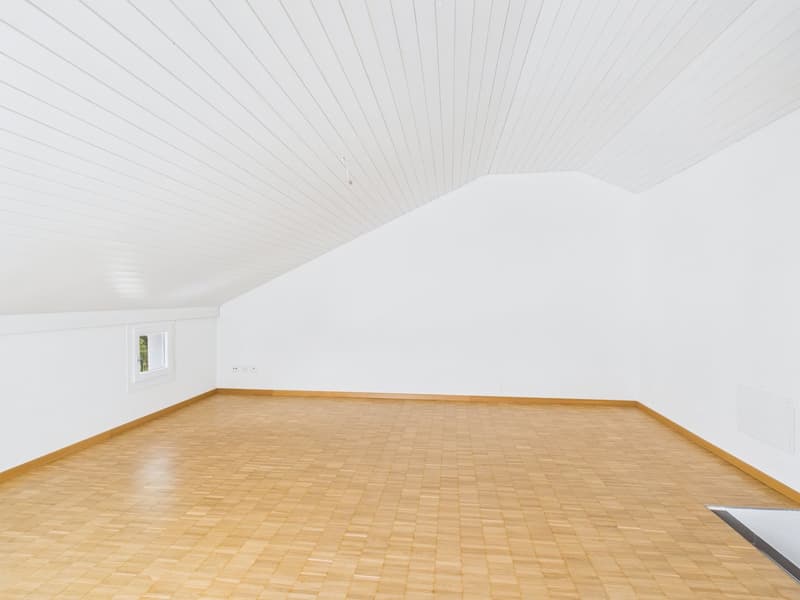 Empty room, white walls, wooden floor, white ceiling, window