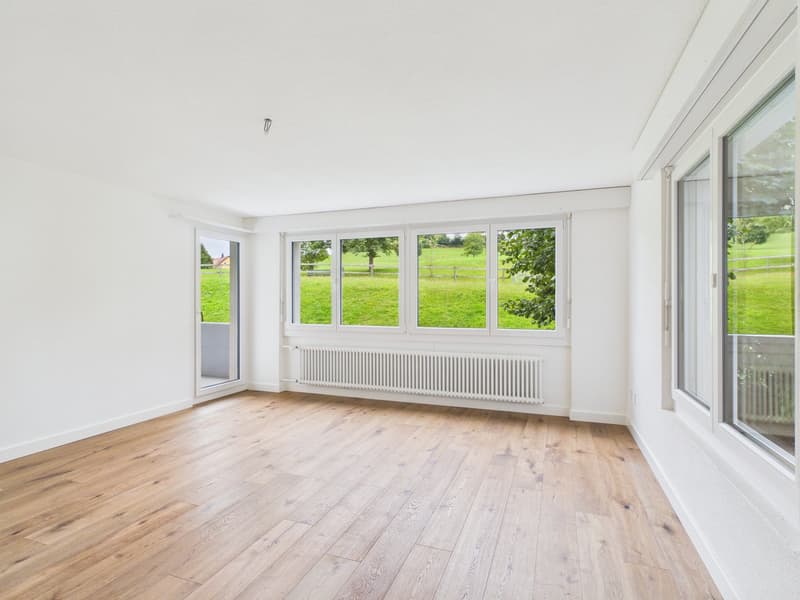 Helle 3.5-Zimmer-Wohnung mit Balkon und schöner Aussicht in Speicher AR (2)