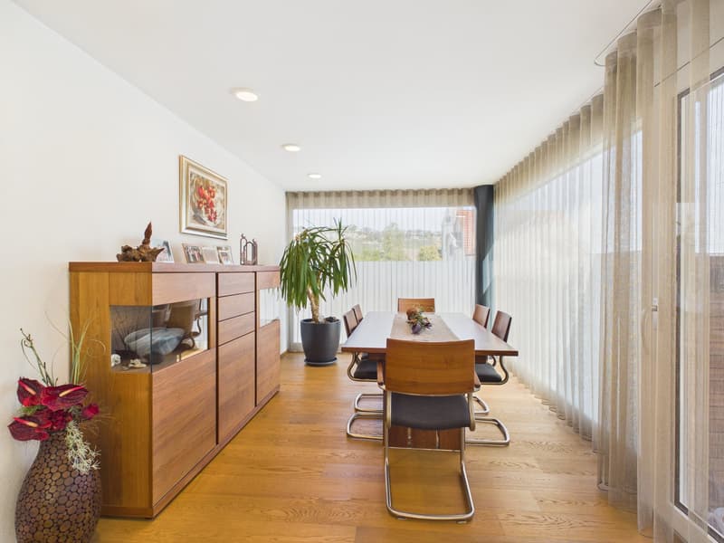Moderne 4.5-Zimmer-Erdgeschosswohnung in Thal – Barrierefrei und Familienfreundlich (3)