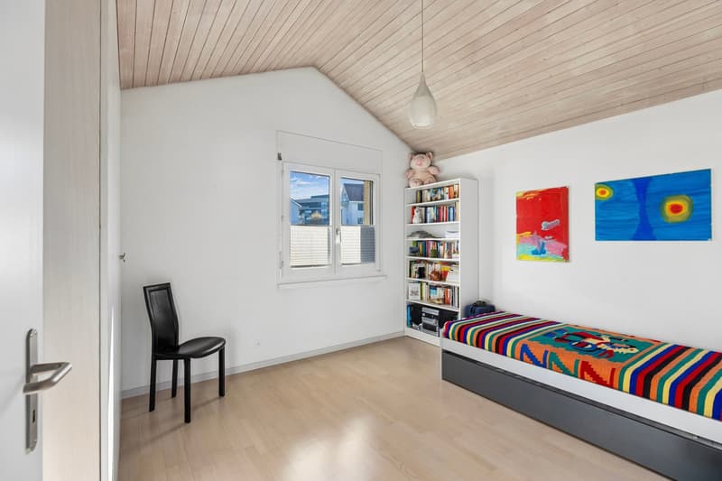 Charmantes 6.5-Zimmer-Einfamilienhaus mit Seenähe in Sempach (19)