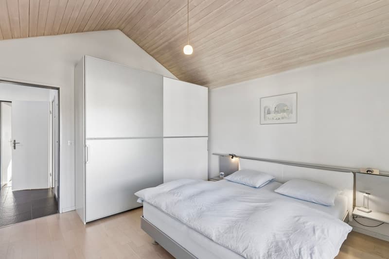 Charmantes 6.5-Zimmer-Einfamilienhaus mit Seenähe in Sempach (24)