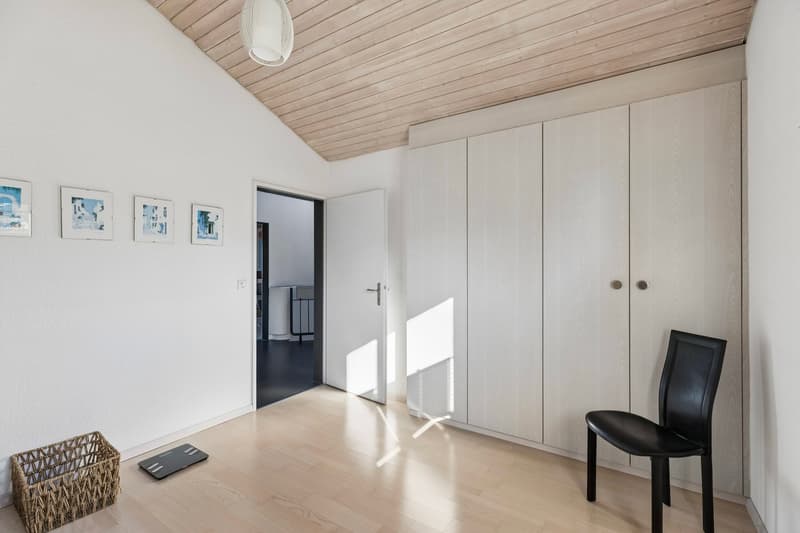 Charmantes 6.5-Zimmer-Einfamilienhaus mit Seenähe in Sempach (20)