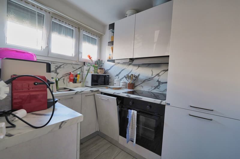Schöne 4-Zimmerwohnung in ruhigem Quartier in Grenchen! (3)