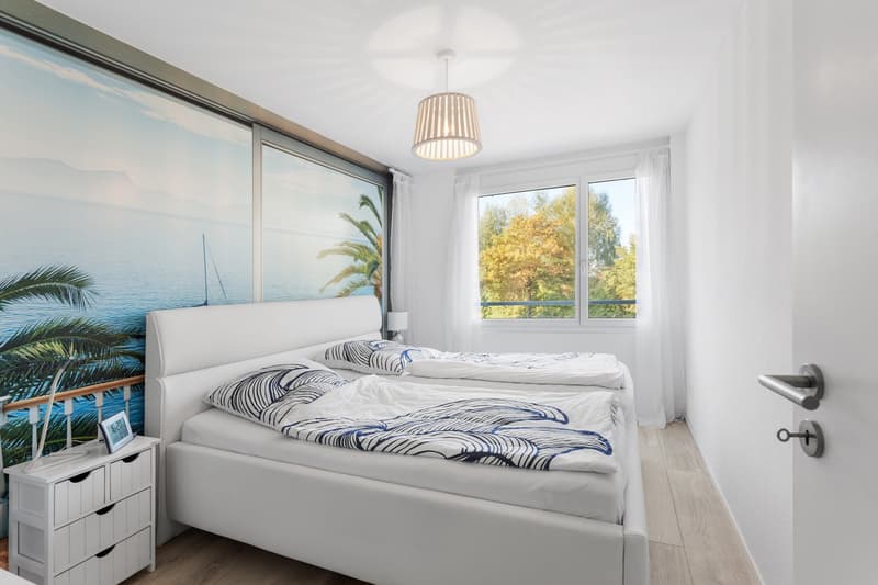Neuwertige 4.5-Zimmer-Wohnung grossem mit Balkon und schöner Aussicht in Zuben (8)
