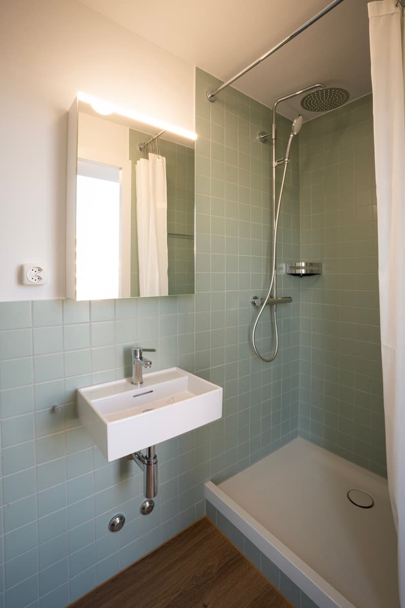 Zürich | Private Suite mit Bad : All-inclusive Coliving | TomoDomo Banyan (40)