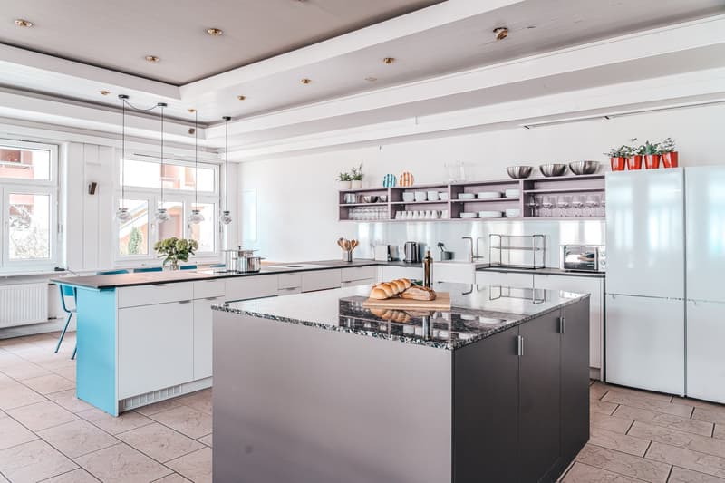 Möbliertes Zimmer mit eigenem Bad | Coliving | Zürich-Dietikon (14)
