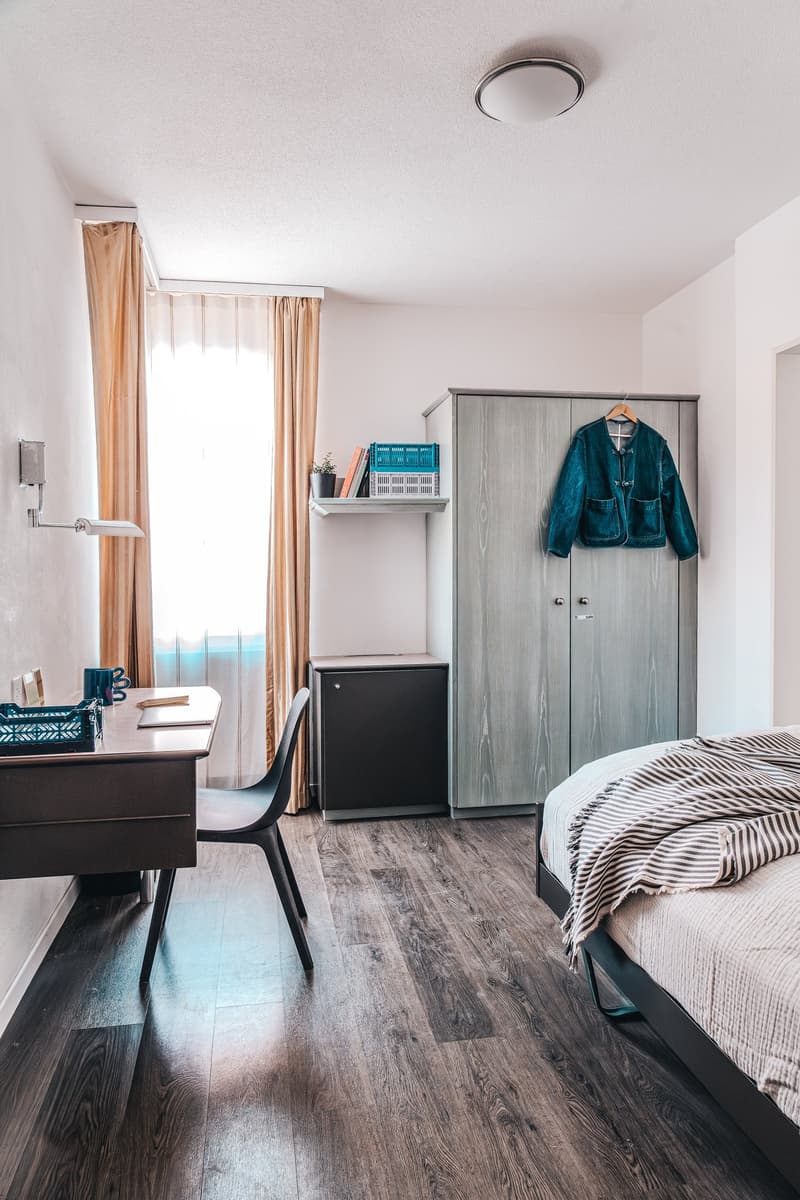 Möbliertes Zimmer mit eigenem Bad | Coliving | Zürich-Dietikon (65)