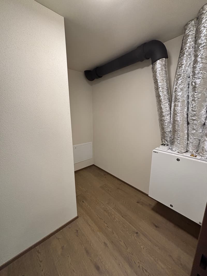 Premier location : Appartement spacieux 4,5 pièces avec balcon de 41m2 (15)