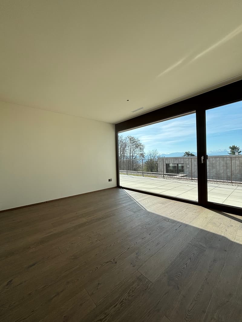 Premier location 2,5 pièces appartement mansardé dans un endroit calme avec 2 terrasses (78m2) (11)