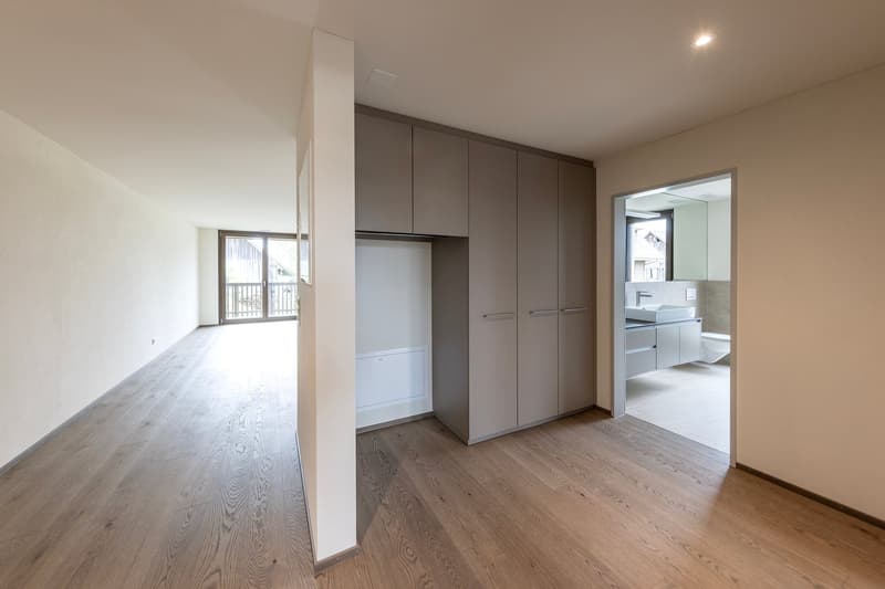 Grosszügige 4.5 Zimmer-Gartenwohnung mit riesigem idyllischem Garten (31)