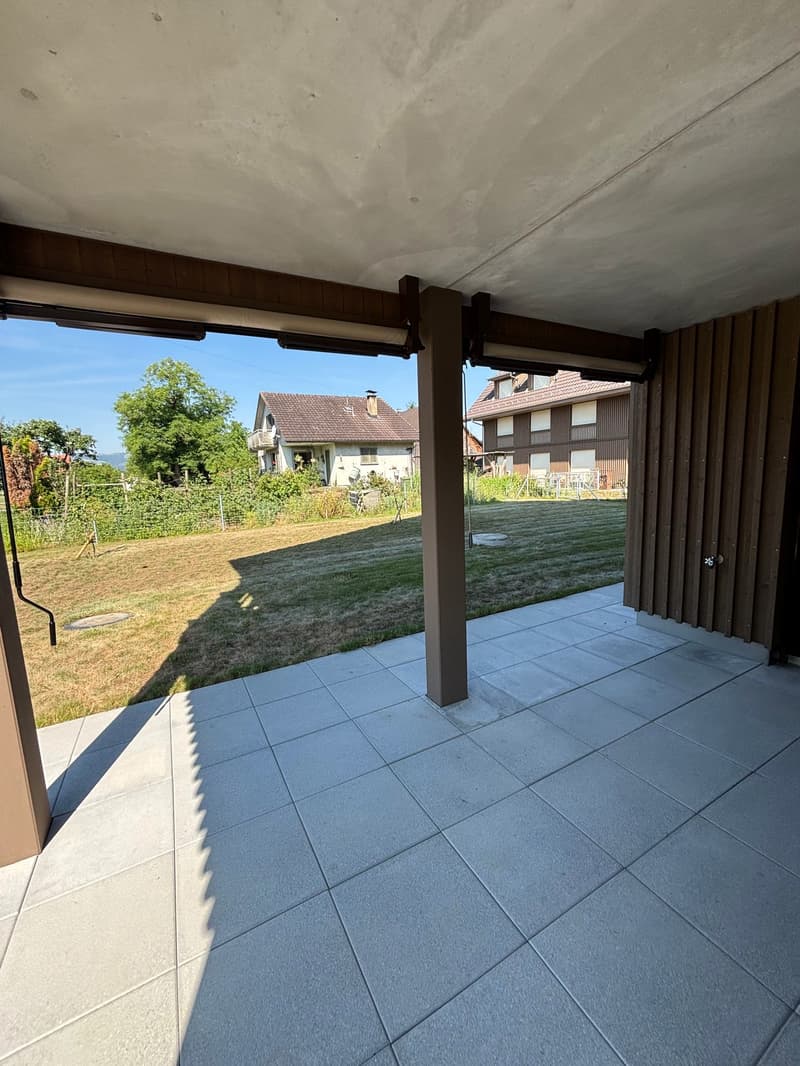 Grosszügige 4.5 Zimmer-Gartenwohnung mit riesigem idyllischem Garten (18)