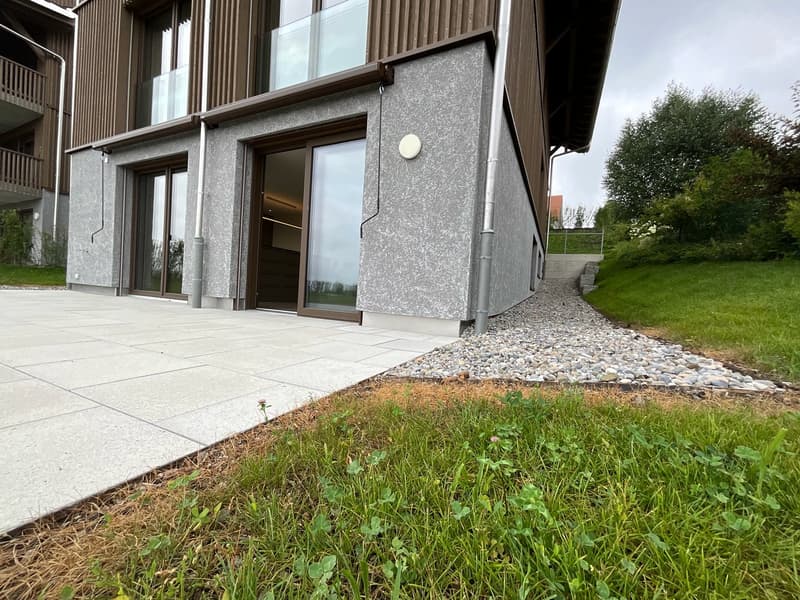 3.5-Zimmer-Garten-Wohnung mit atemberaubendem Ausblick und Zusatzraum (6)