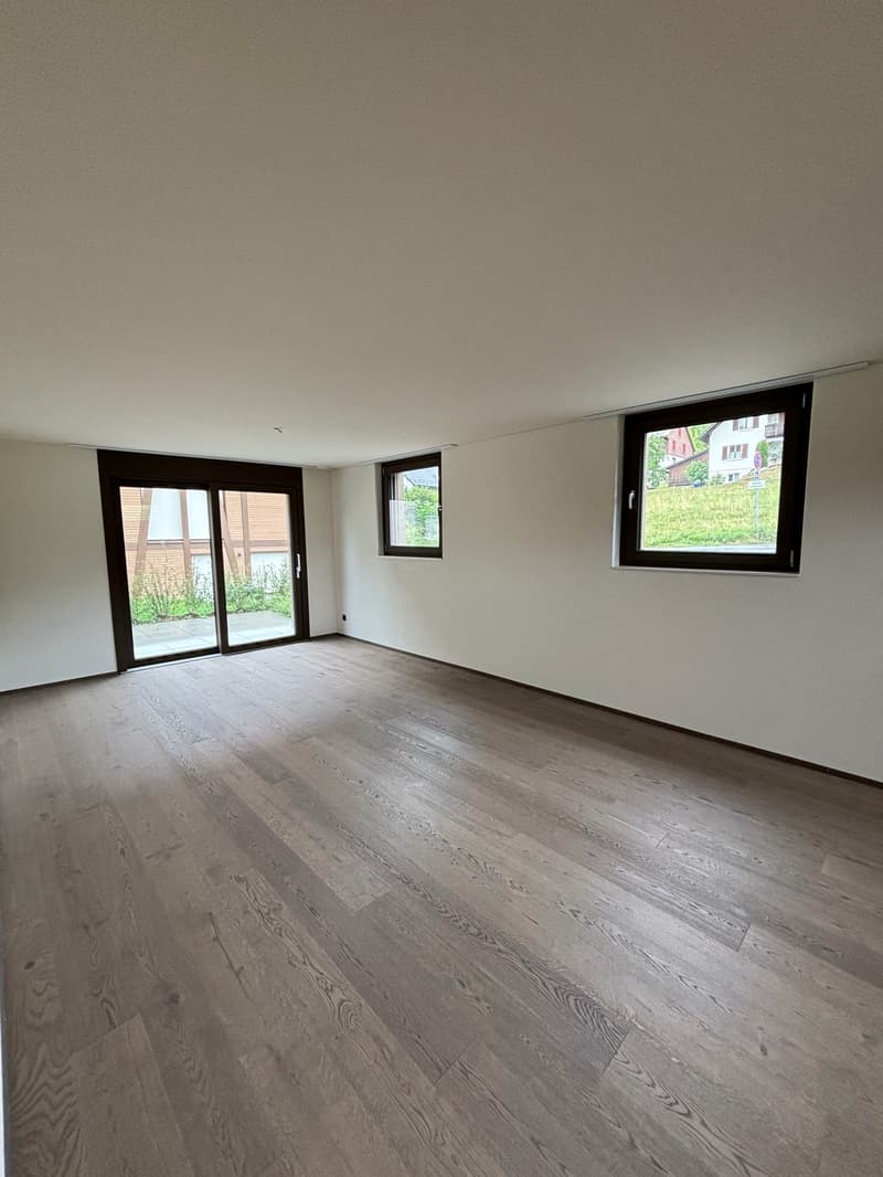 3.5 Zimmer-EG-Wohnung mit grossem Sitzplatz (7)