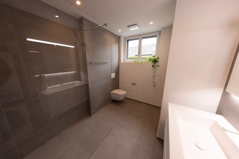 ERSTBEZUG:  4.5-Zimmer-Maisonette-Wohnung -  Neubau in Hersberg (22)