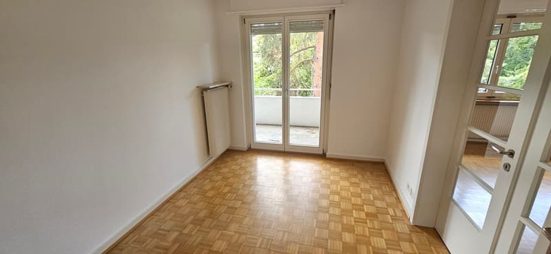 Helle 4-Zimmer-Wohnung mit Balkon in Basel – sofort verfügbar! (5)