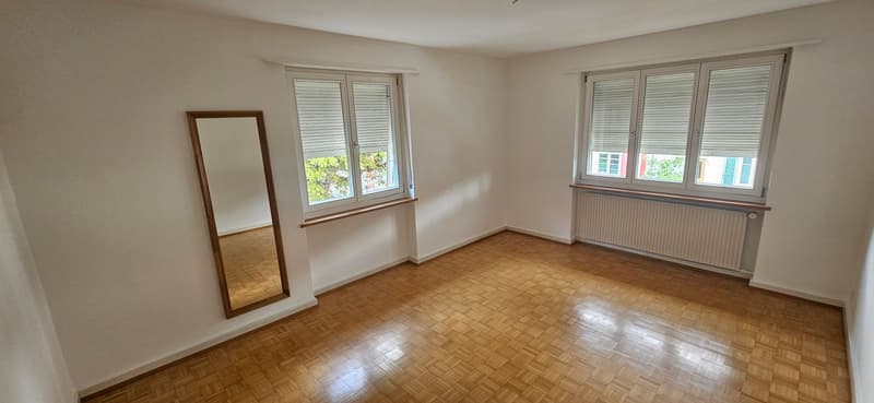 Helle 4-Zimmer-Wohnung mit Balkon in Basel – sofort verfügbar! (3)