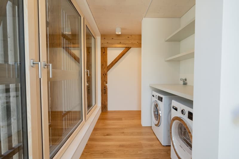 Einmalig: Neubau im Kleid einer historischen Scheune (13)