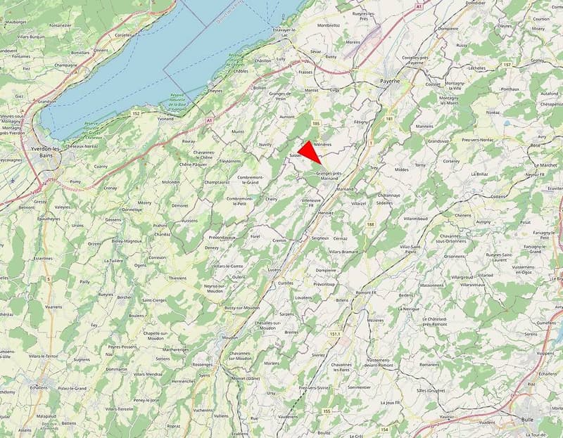 Dépôt - surface d'environ 300m² avec annexe à Granges-Marnand-Centrée en Romandie (3)