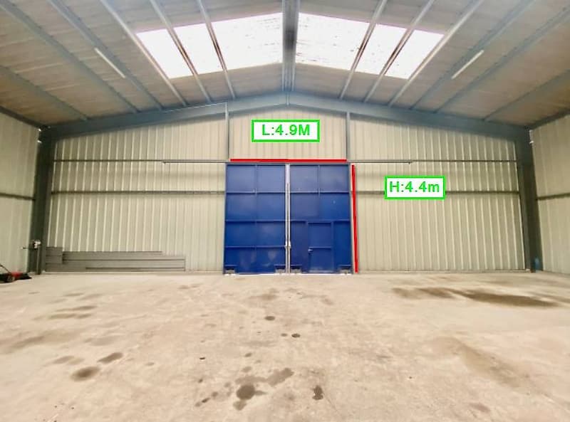 Dépôt - surfaces de 290m² à Granges-Marnand-Centrée en Romandie (2)