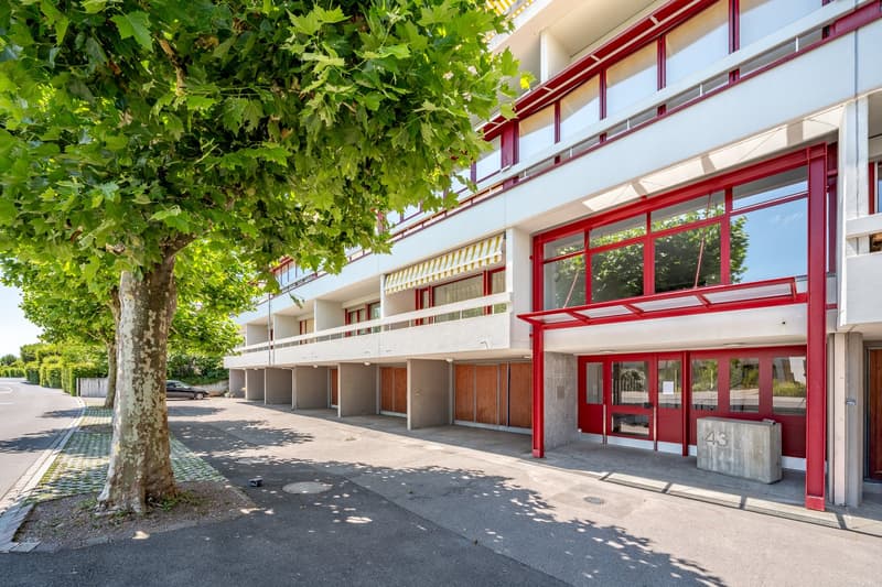 Hausansicht-Garagenboxen