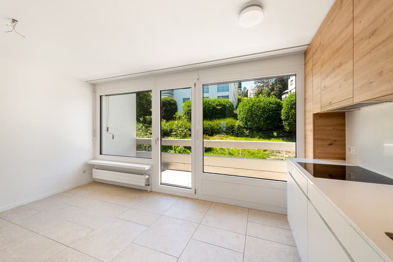 Küche mit Balkon