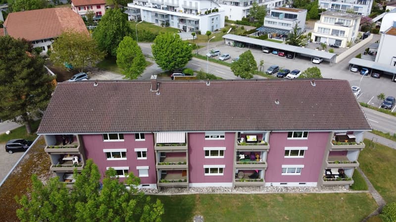 Sonnige, grosszügige und totalsanierte Wohnung (16)