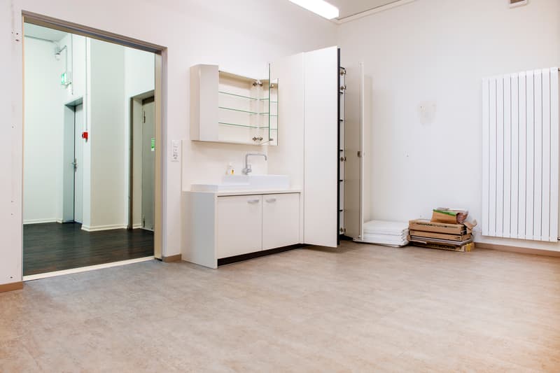 Spazio commerciale di circa 220m² nel Quartierszentrum - Migros Birsfelden (5)