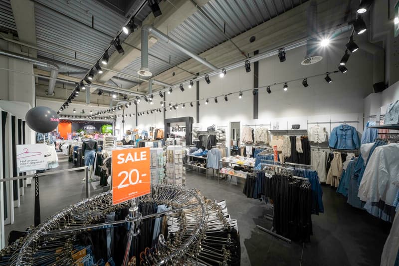 Spazio commerciale di 160m² nel centro commerciale Migros Bubendorf (2)