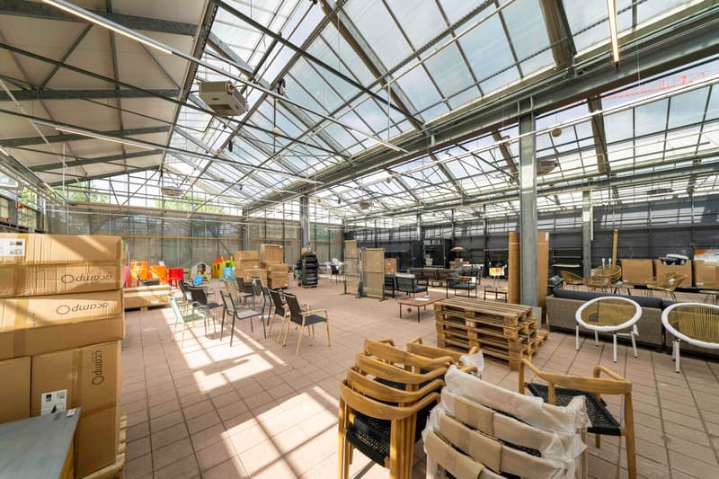 Ampio spazio commerciale con 2'500m2 - MParc Delemont (13)