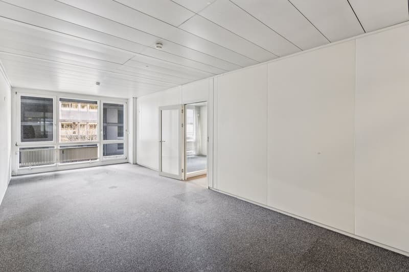 Ici commence votre entreprise - espace de bureau aménagé dans un emplacement idéal (11)