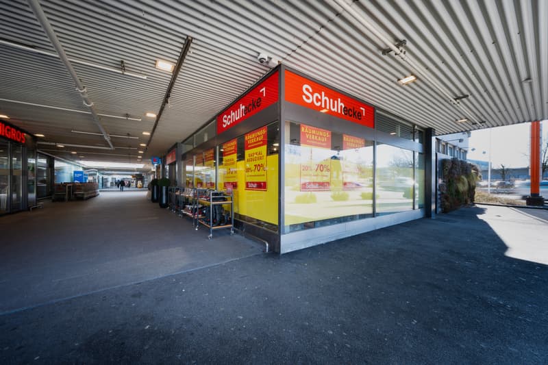 Spazio commerciale di circa 175m² presso Migros Füllinsdorf (2)