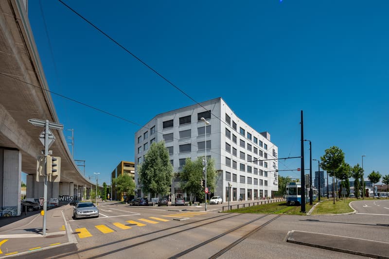 Top Büro- und Gewerbeflächen an erstklassiger Lage in Wallisellen (3)
