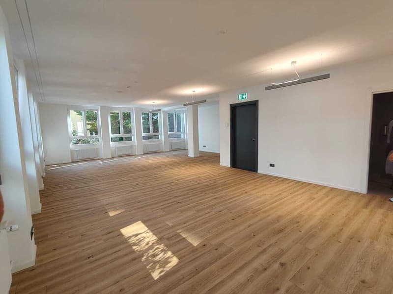 Modernes Büro in CityPop Gebäude (2)