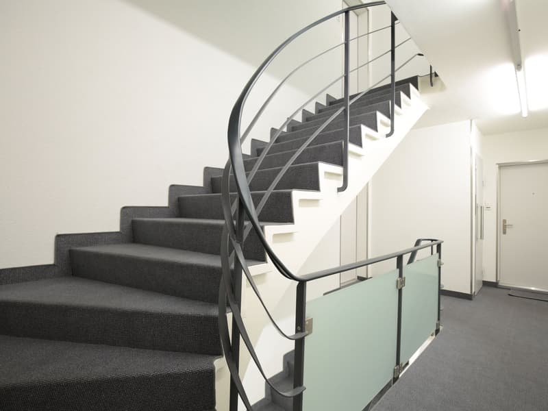 Helle 2.5-Zimmer-Wohnung mit Balkon und Lift nähe Biozentrum/Unispital (12)
