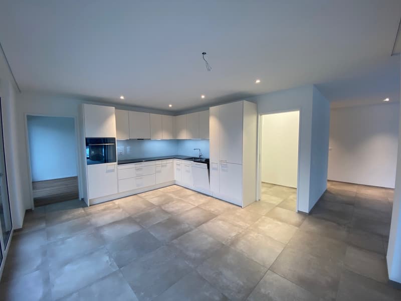 moderne 4.5 Zimmerwohnung in Zuzwil zu vermieten (2)
