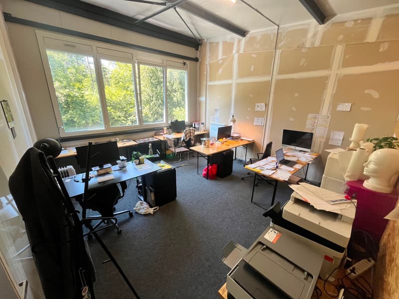 Local commercial de 110 m² sur deux niveaux – Idéal pour votre activité (2)