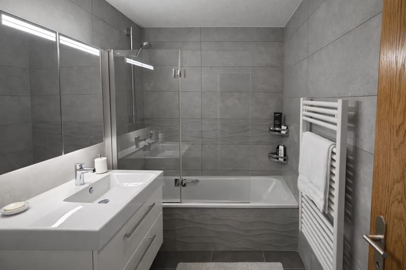Charmante 5.5-Zimmer-Maisonette-Wohnung in Glattfelden inkl. einem Tiefgaragenplatz (10)