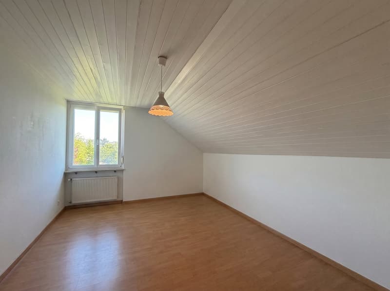 Charmante 3-Zimmer-Dachwohnung an ruhiger Lage in Frenkendorf – ab sofort verfügbar (7)