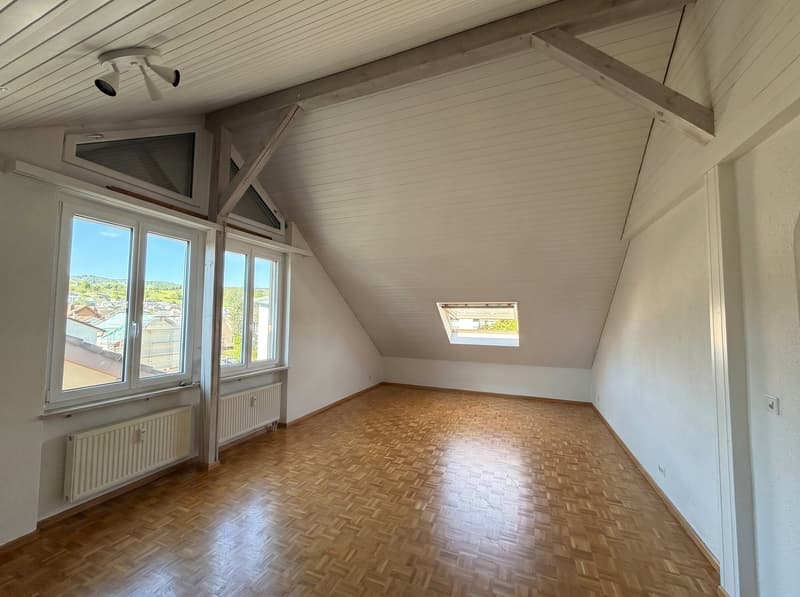 Charmante 3-Zimmer-Dachwohnung an ruhiger Lage in Frenkendorf – ab sofort verfügbar (4)