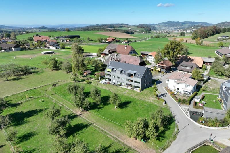 Architektur trifft Licht und Bergblick: Maisonette mit hoher Privatsphäre (13)