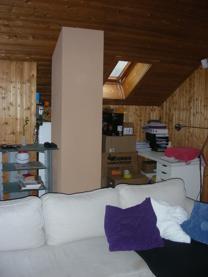 Einfache und preiswerte Dachwohnung / Ferienwohnung (5)